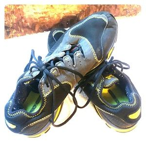 Mens 11.5 Under Armour Sneakers